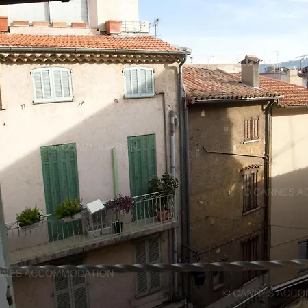 Maillot Apartment