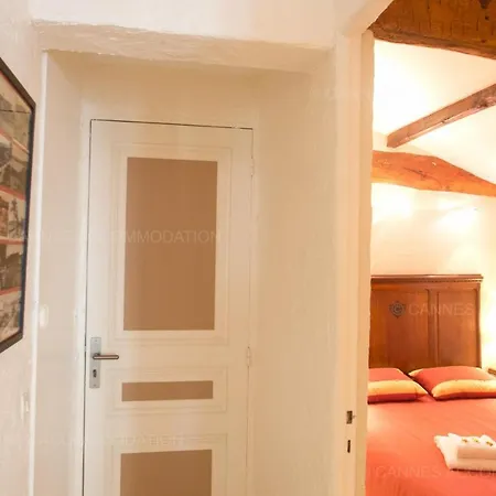 Apartment Maillot