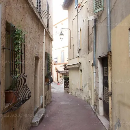 Maillot Apartment *